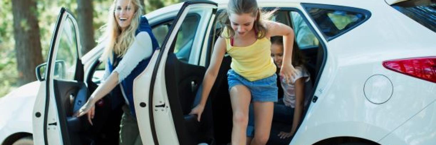 Kinder im Auto